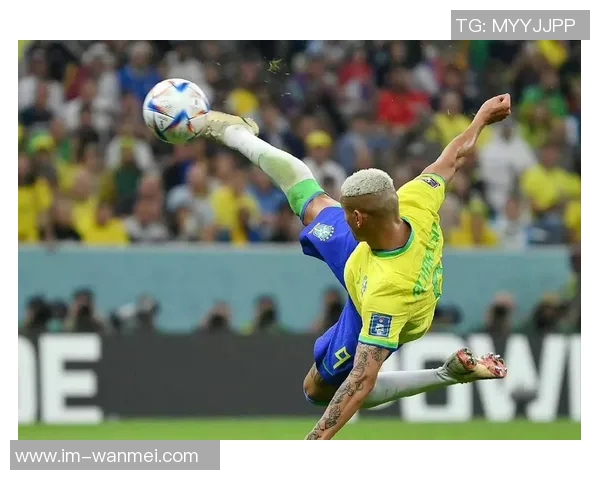 里沙利松越位梅开二度再被判罚本场比赛第二粒进球无效引发争议 里沙利松越位梅开二度再被判罚本场比赛第二粒进球无效引发争议